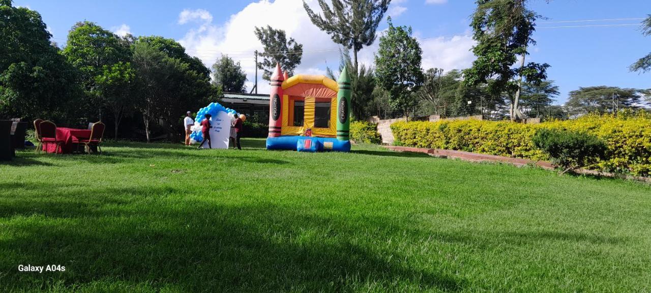 Esikar Gardens Hotel Narok Extérieur photo