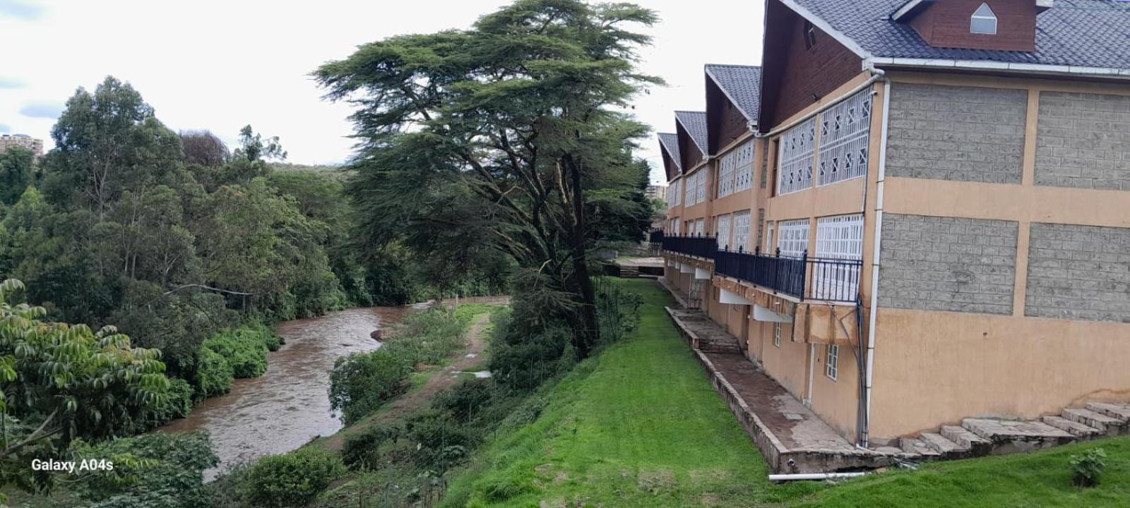 Esikar Gardens Hotel Narok Extérieur photo