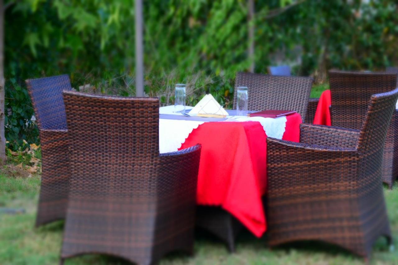 Esikar Gardens Hotel Narok Extérieur photo